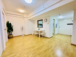 International Plaza (D2), Apartment #578247311